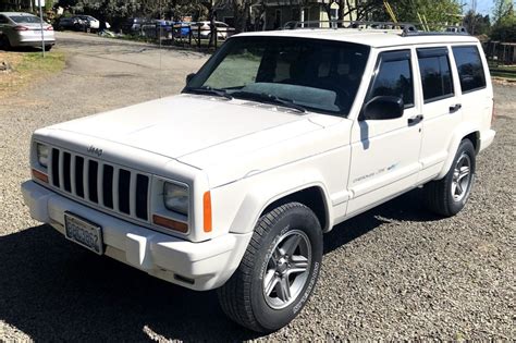 jeep cherokee price 2000